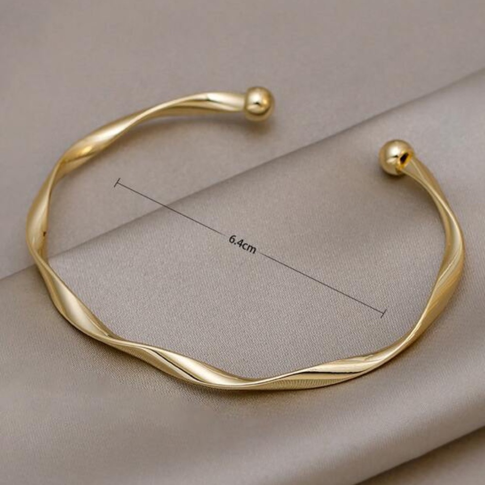 Gold Cuff Bangle